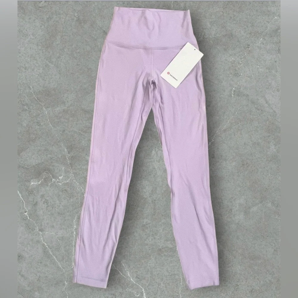 NWT Lululemon Align HR 25